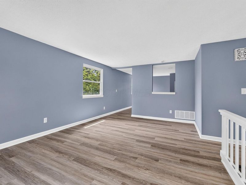 6931 Candlish Drive , Reynoldsburg, OH 43068 Photo 5