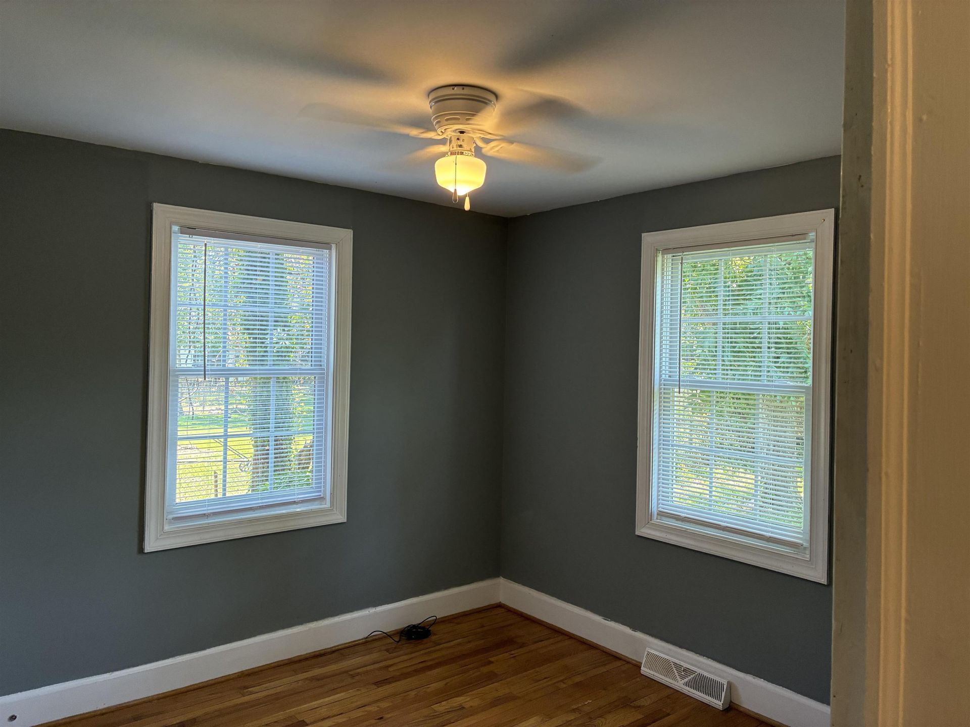 1302 Saville St. Photo 16