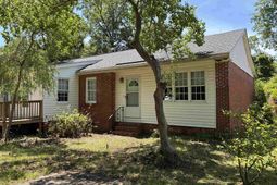 1302 Saville St. photo 4