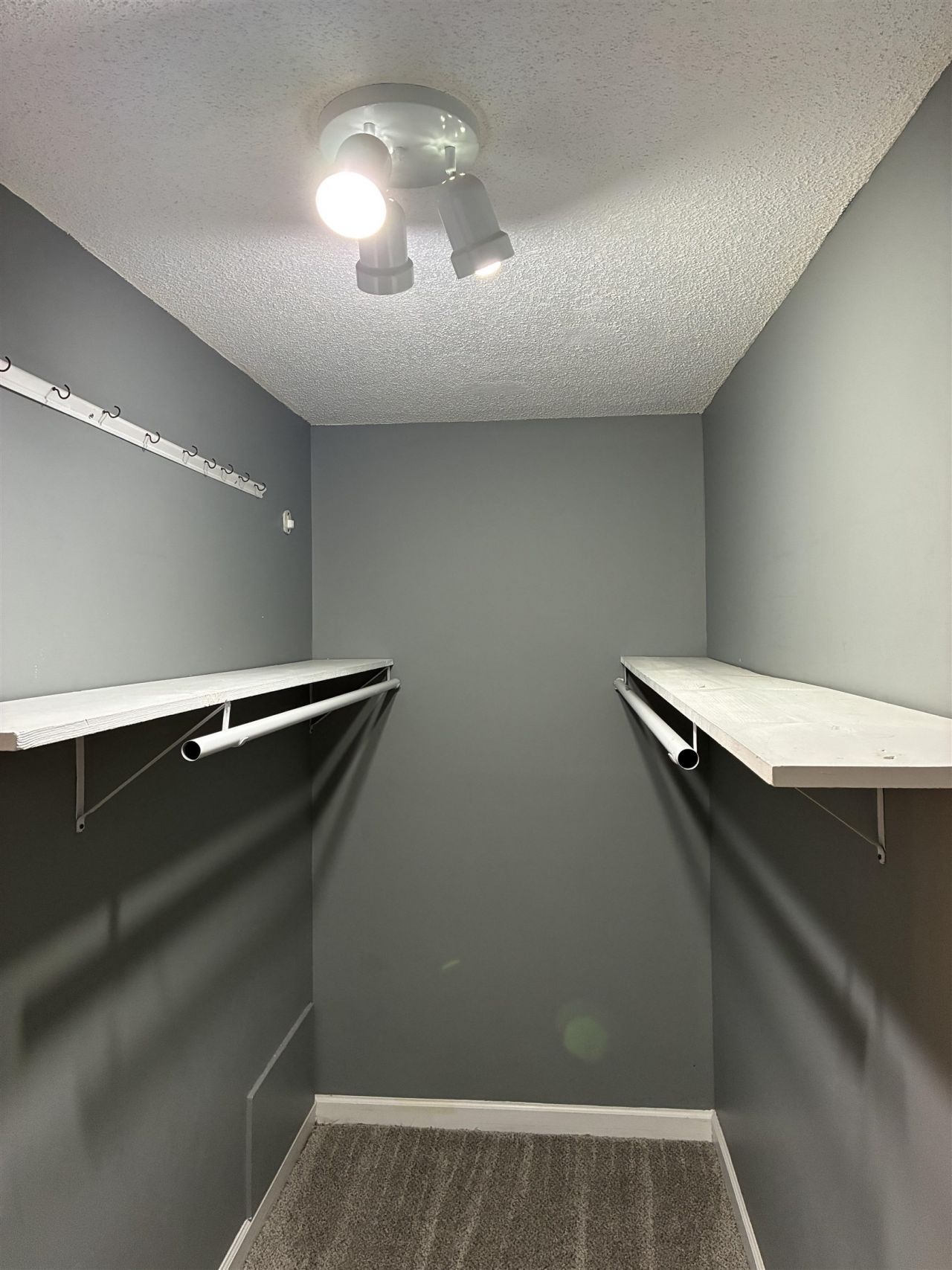 1302 Saville St. Photo 37