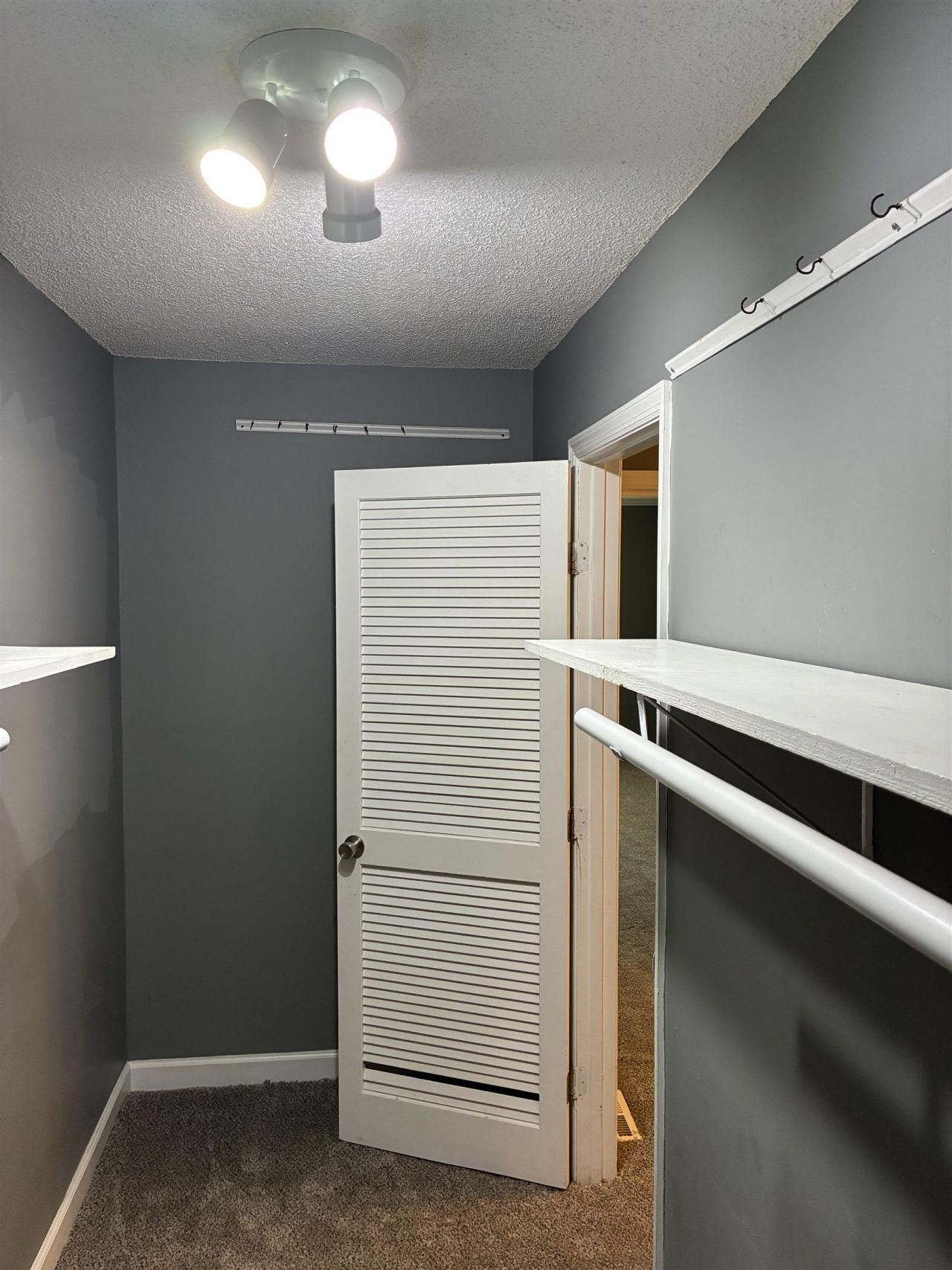 1302 Saville St. Photo 38