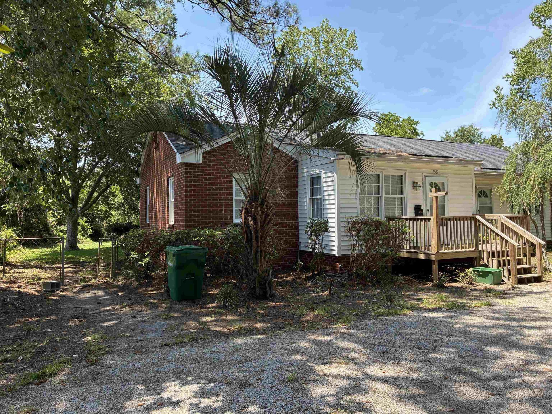 1302 Saville St. Photo 4