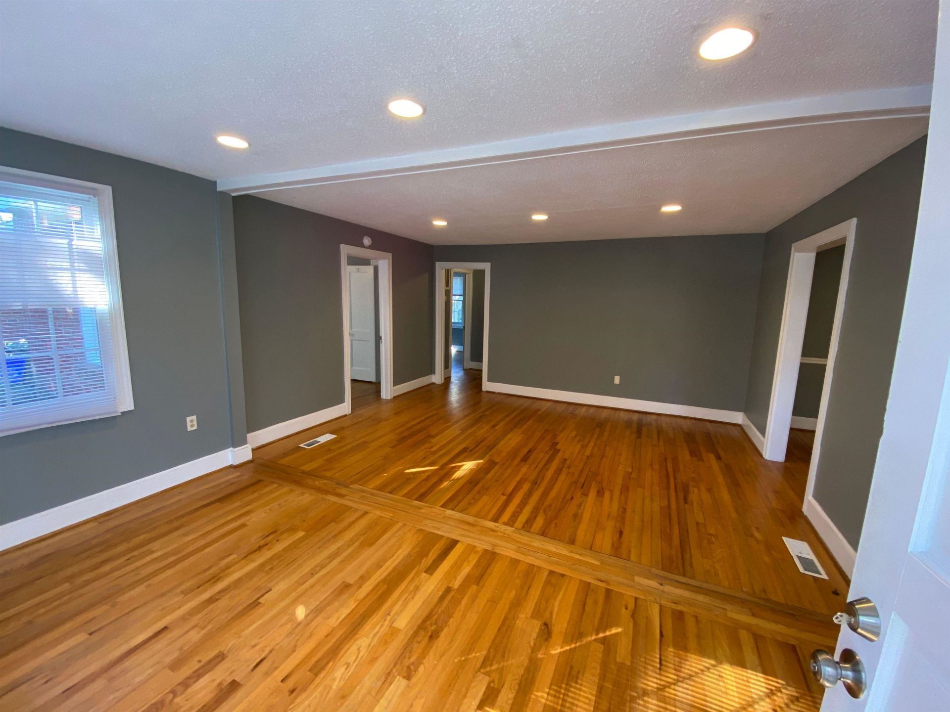 1302 Saville St. Photo 46