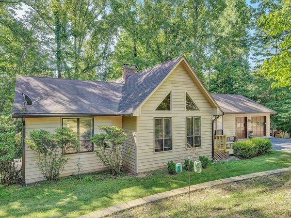 400 W Beaver Dam CT , Goodview, VA 24095