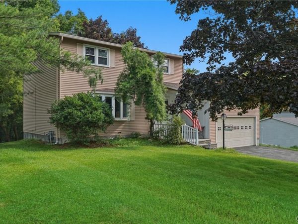 308 Ludden Parkway , Syracuse, NY 13219