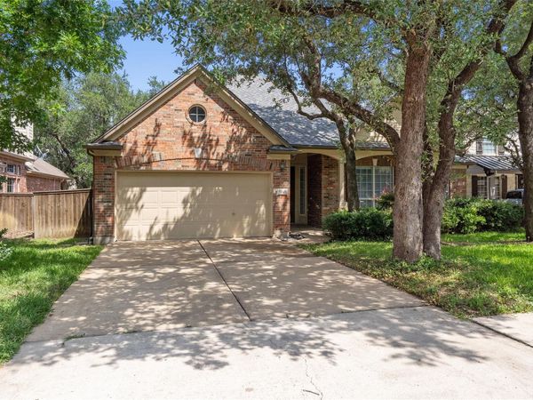 10421 Hansa DR, Austin, TX 78739