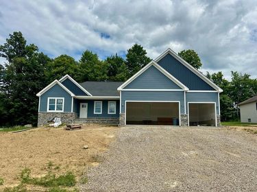2745 Hickory Court, Lexington, OH 44904
