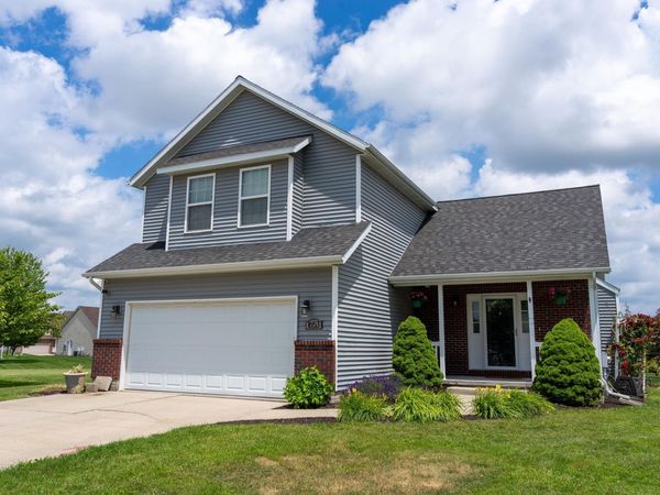 1653 Abbey Court, Mt Pleasant, MI 48858
