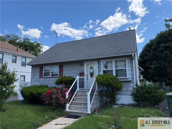 219 Victory Street, Roselle, NJ 07203