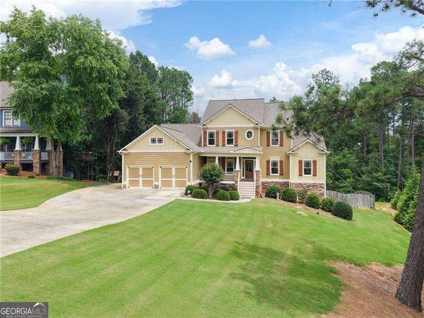 231 Georgetown Drive, Dallas, GA 30132