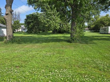 300 W 2nd Street, Sherburn, MN 56171