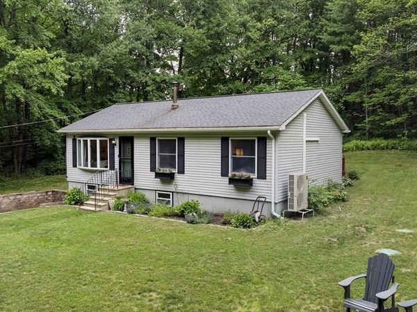 850 North Rd, Hardwick, MA 01037