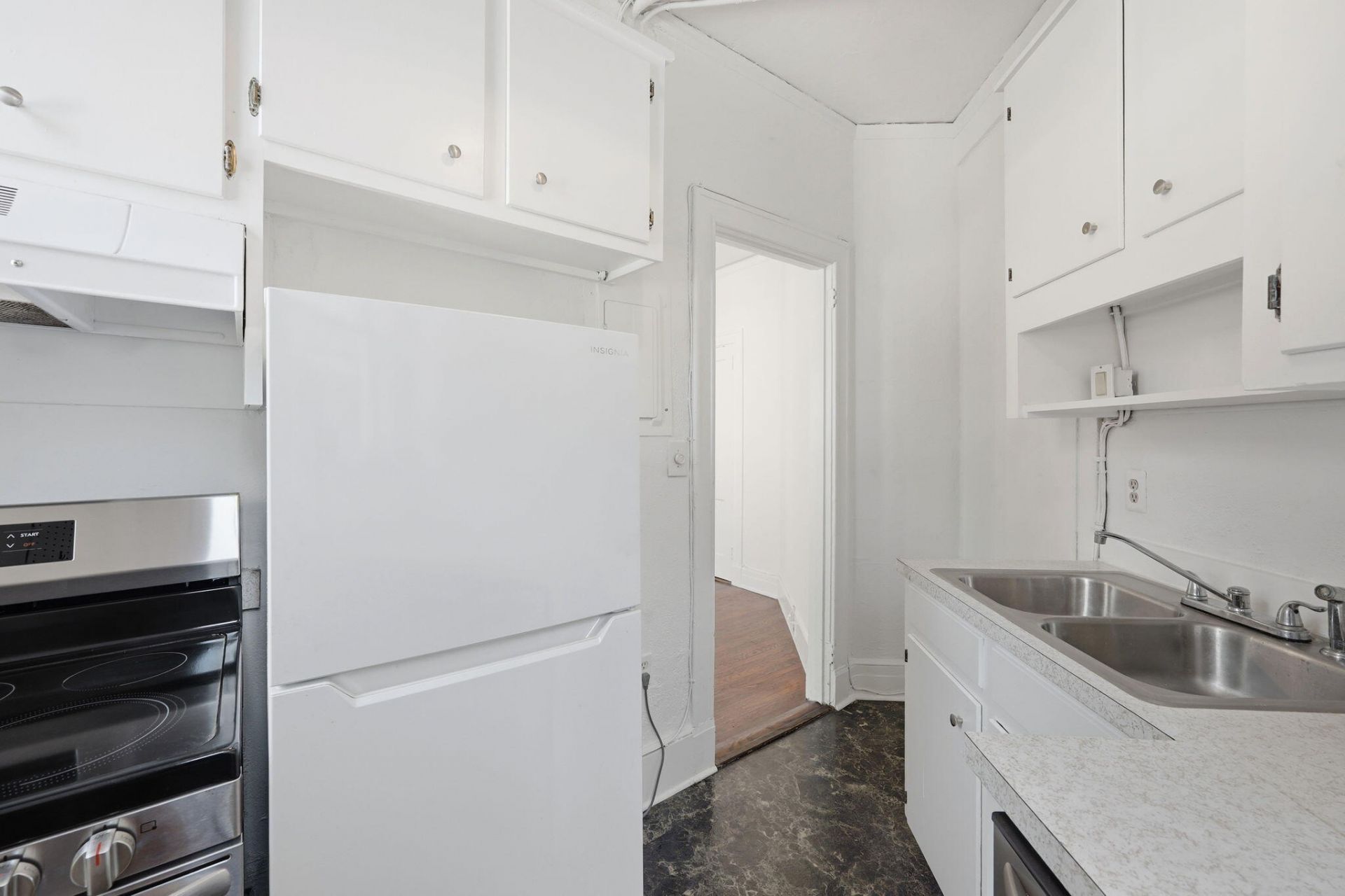 63 Rutledge Photo 16