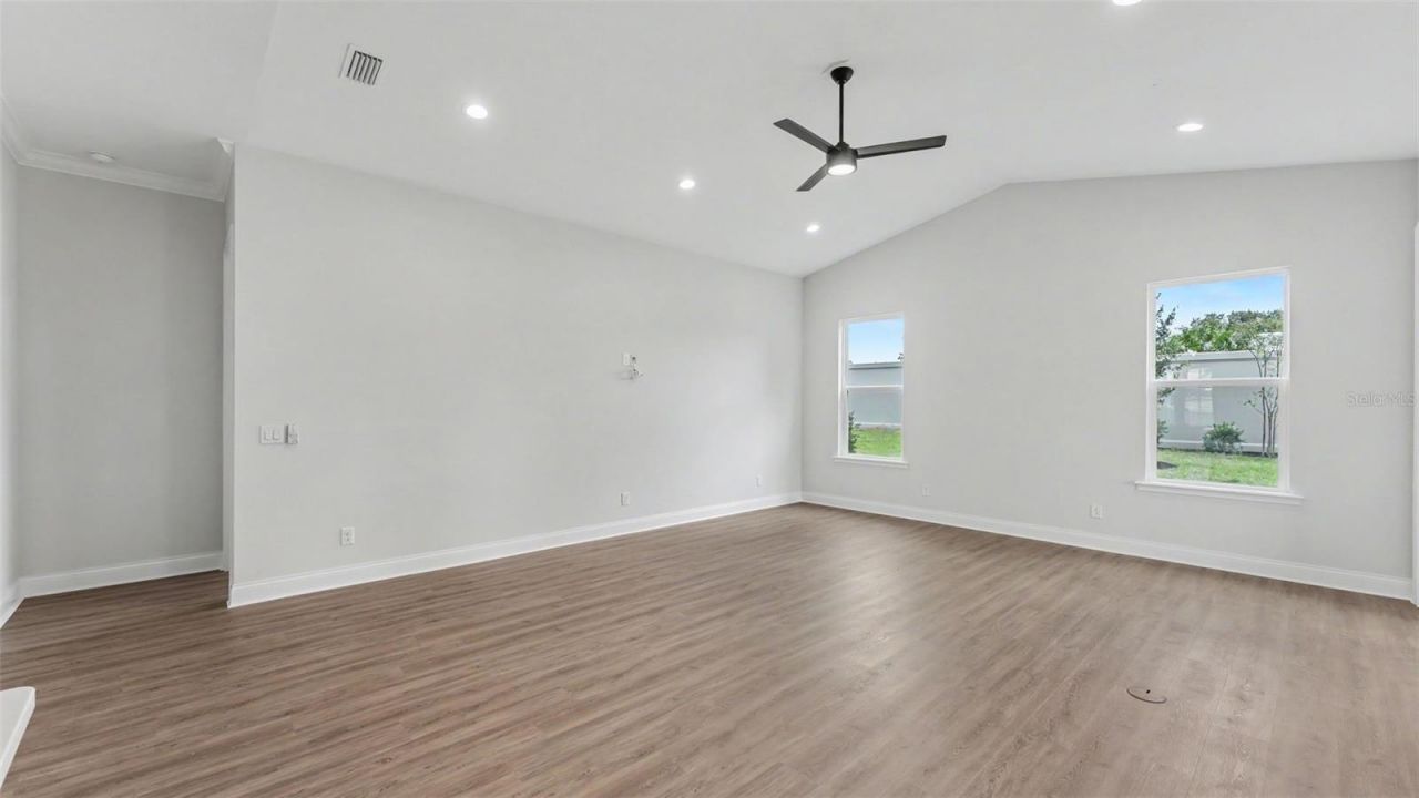 5367 Clubhouse Hills Lane, Lakeland, FL 33812 Photo