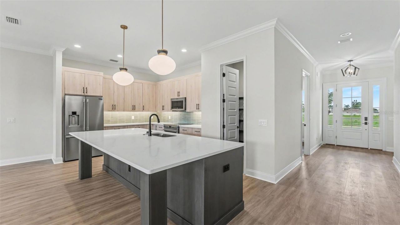 5367 Clubhouse Hills Lane, Lakeland, FL 33812 Photo