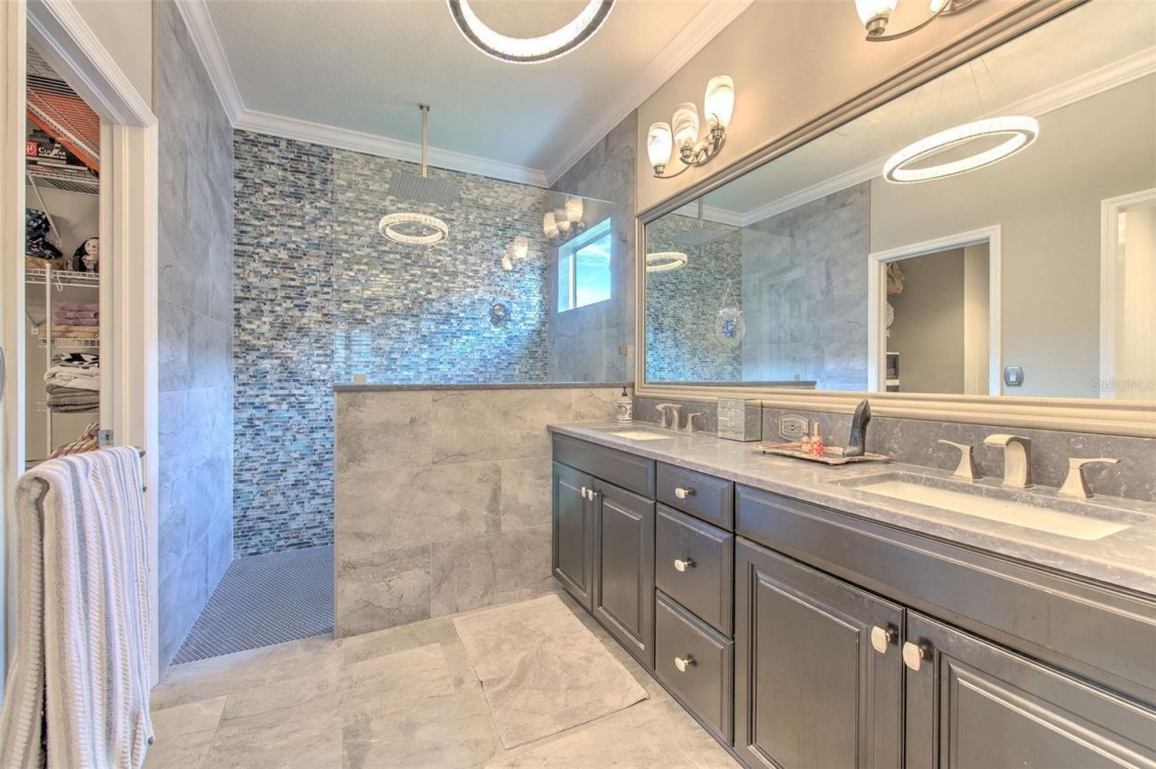 6540 Park Strand Drive , Apollo Beach, FL 33572 Photo