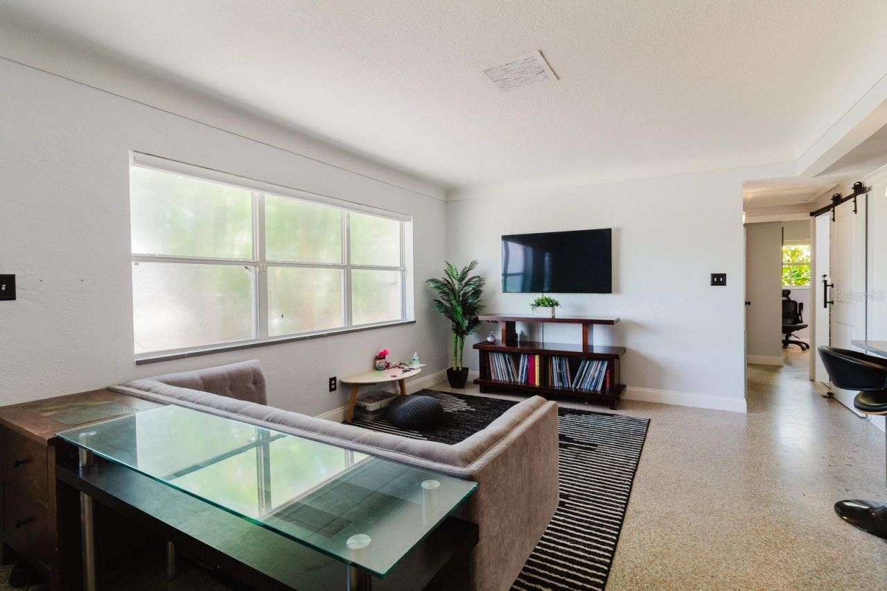 3597 27th Avenue S, Saint Petersburg, FL 33711 Photo