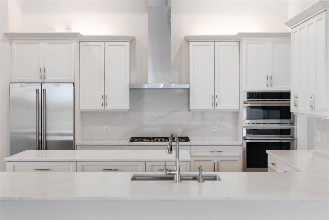 832 Blue Shell Loop, Sarasota, FL 34240 Photo