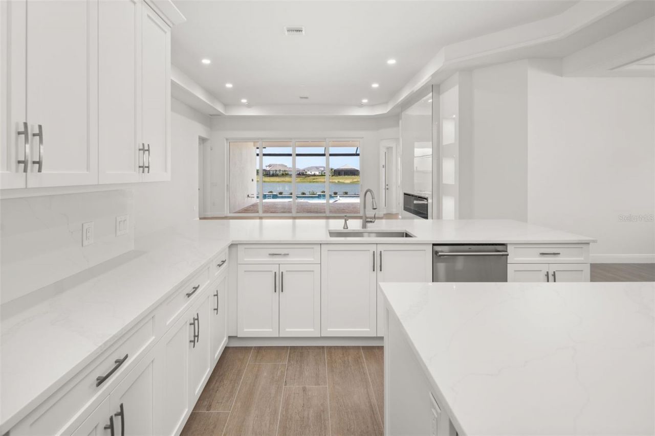 832 Blue Shell Loop, Sarasota, FL 34240 Photo
