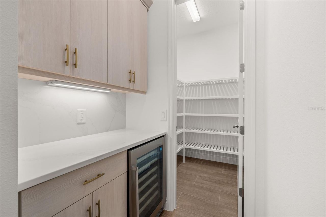 832 Blue Shell Loop, Sarasota, FL 34240 Photo