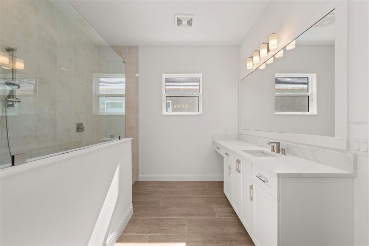 832 Blue Shell Loop, Sarasota, FL 34240 Photo