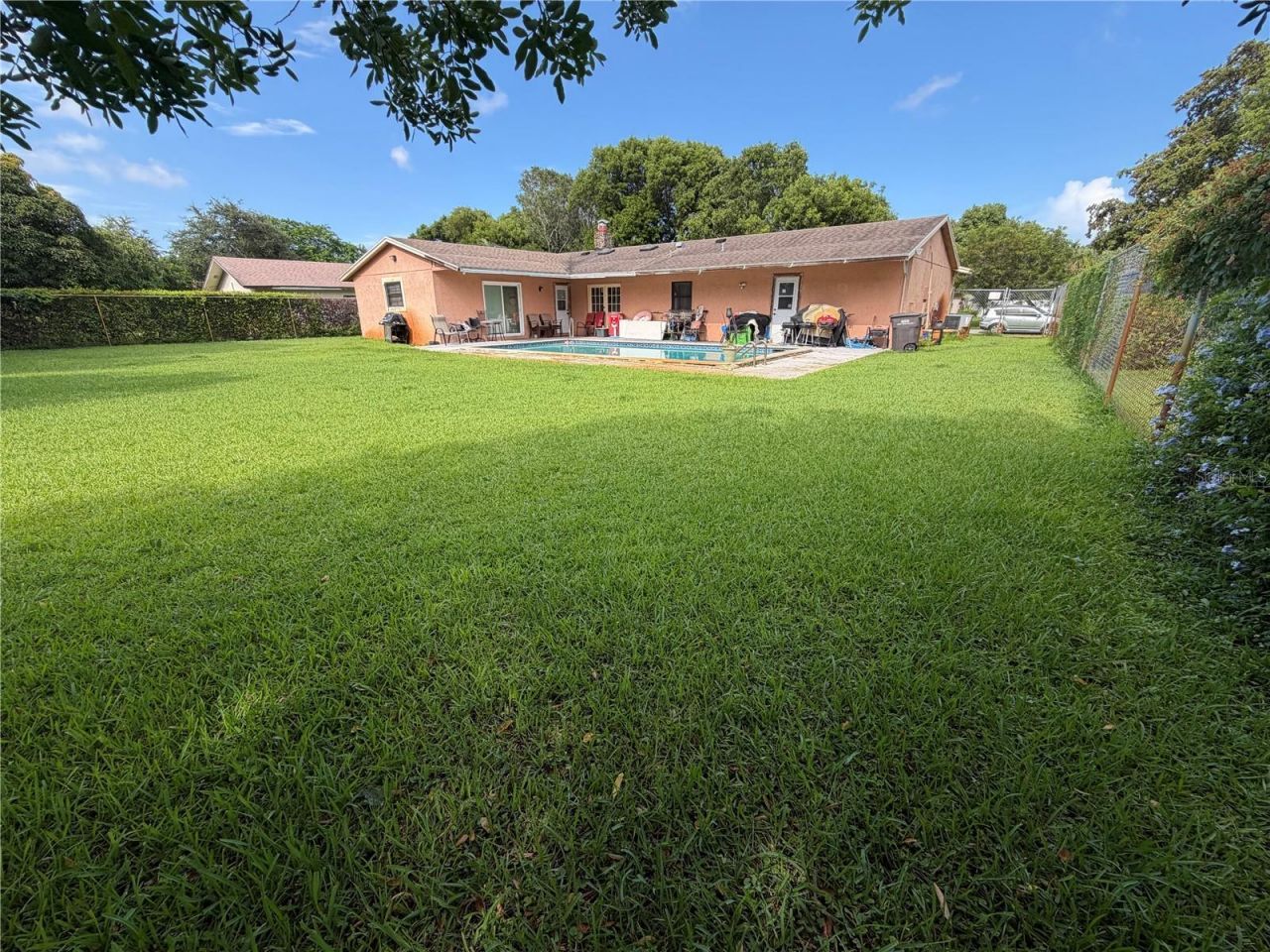 4215 Latona Avenue, West Palm Beach, FL 33407 Photo