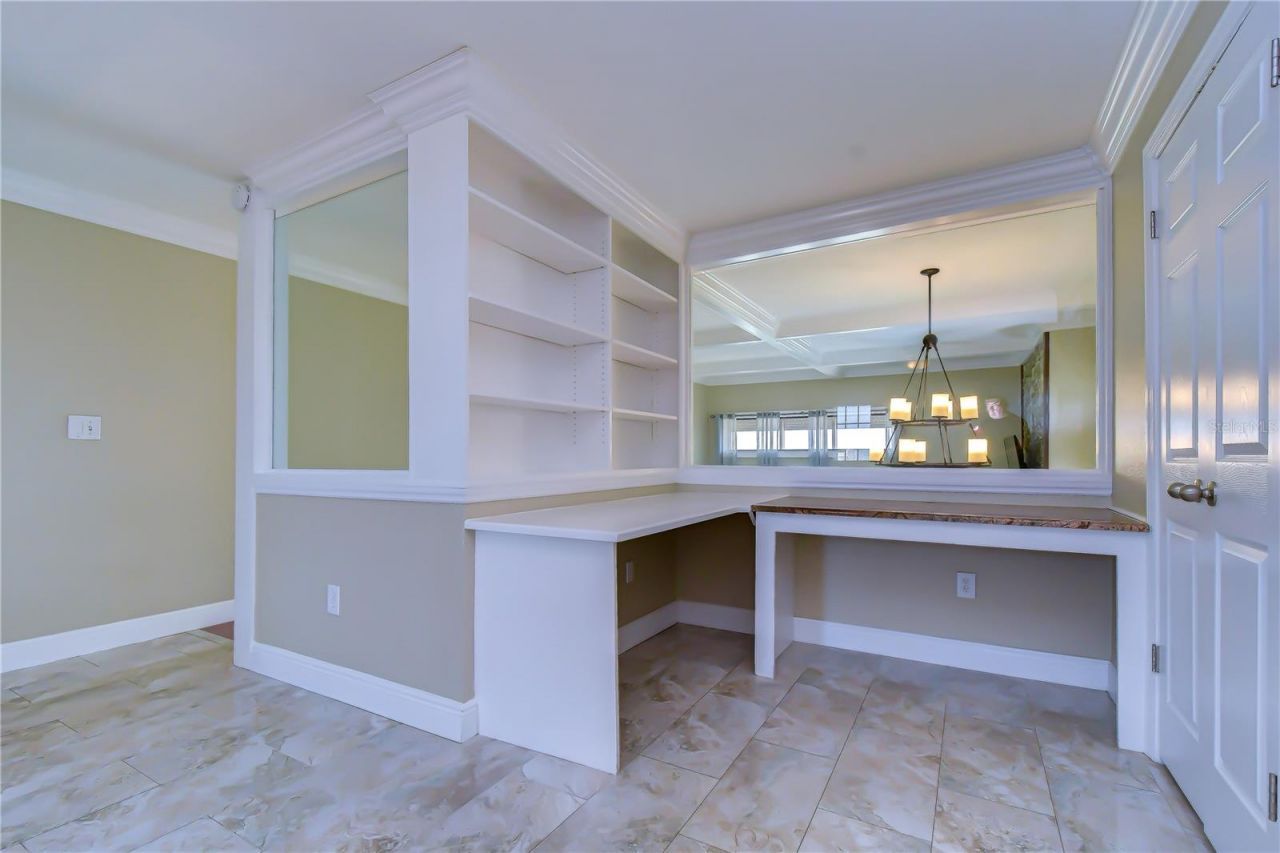 6504 Surfside Boulevard, Unit 8, Apollo Beach, FL 33572 Photo