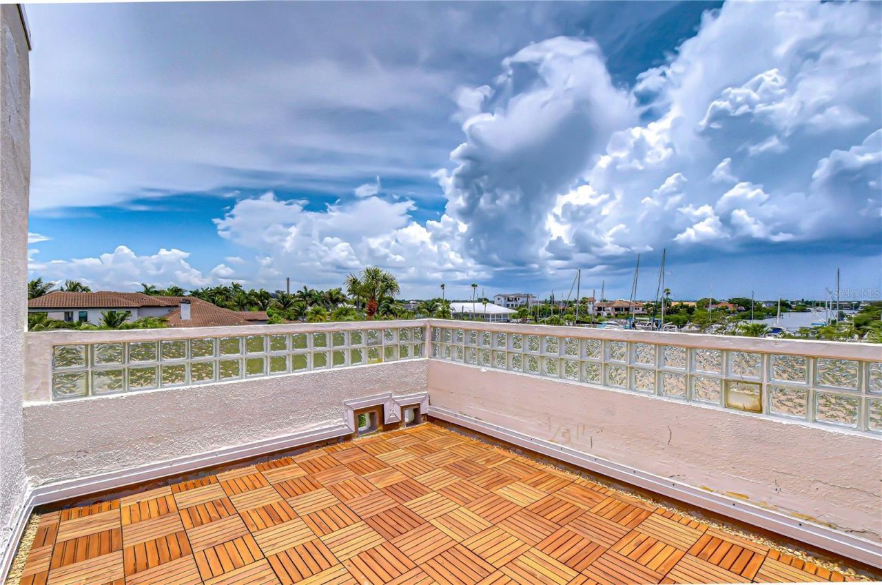 6504 Surfside Boulevard, Unit 8, Apollo Beach, FL 33572 Photo