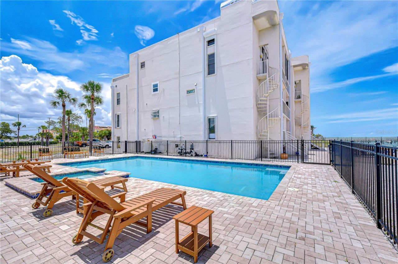 6504 Surfside Boulevard, Unit 8, Apollo Beach, FL 33572 Photo
