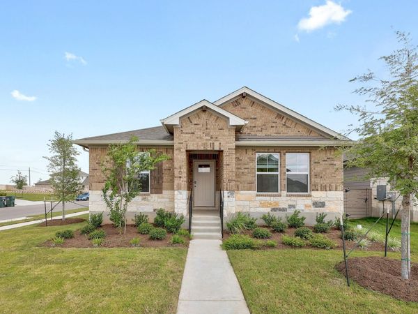 101 Rock Daisy TRL, Hutto, TX 78634