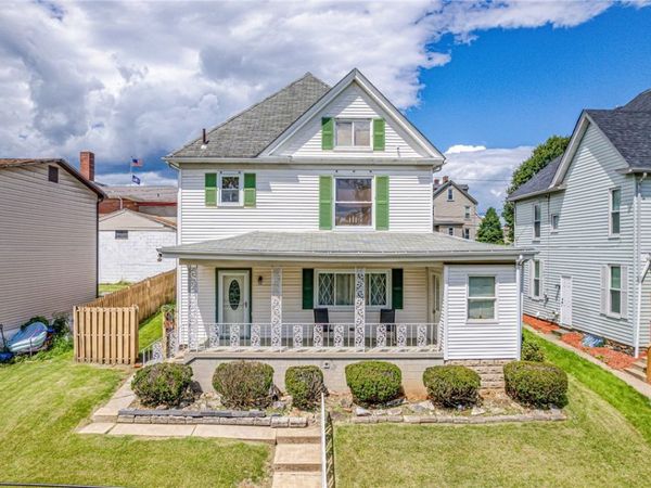 12 Foster Ave, Irwin, PA 15642