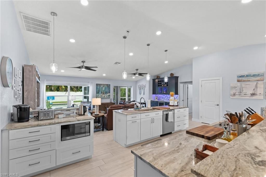 2914 SE 8th Ave, Cape Coral, FL 33904 Photo