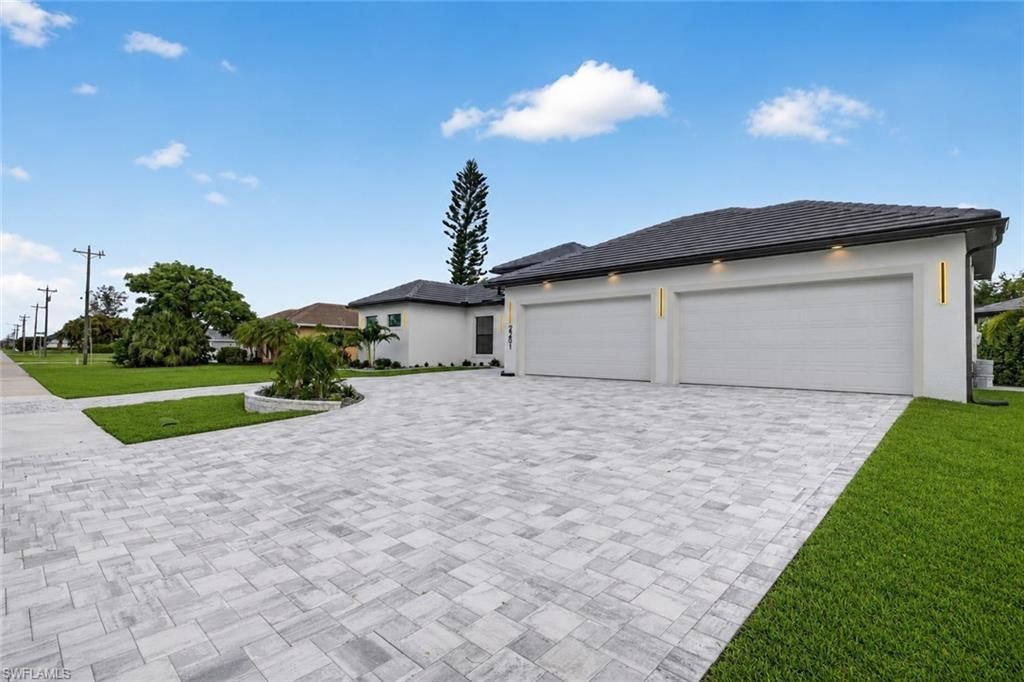 2201 Beach Pkwy W, Cape Coral, FL 33914 Photo