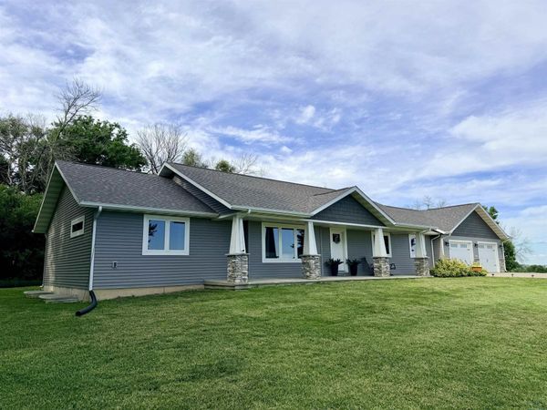 2054 ESTHER AVE, Schaller, IA 51053