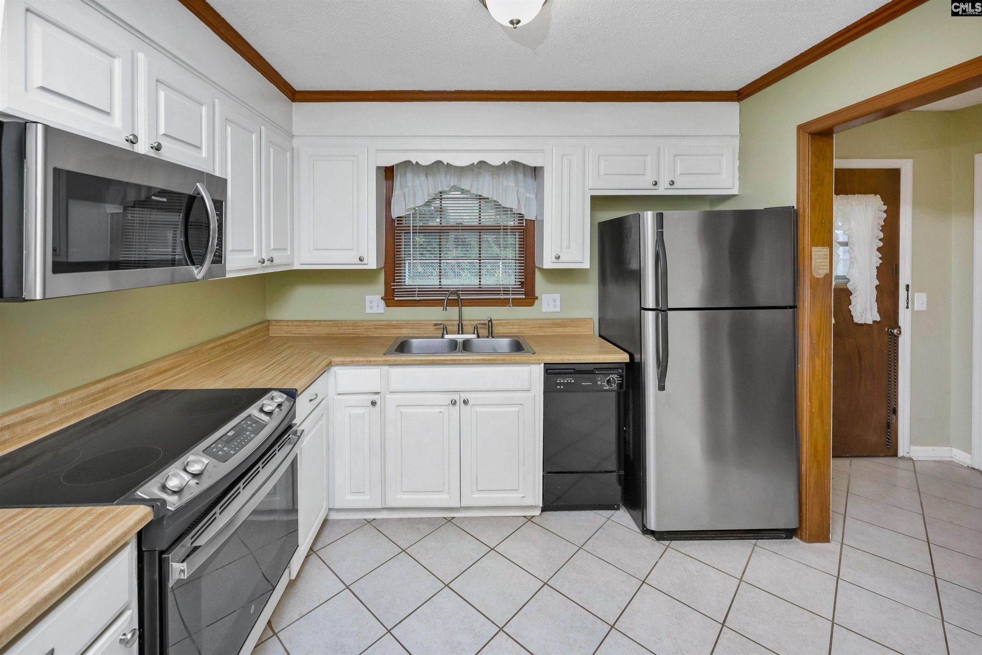 3208 Woodsen Circle  Photo 19