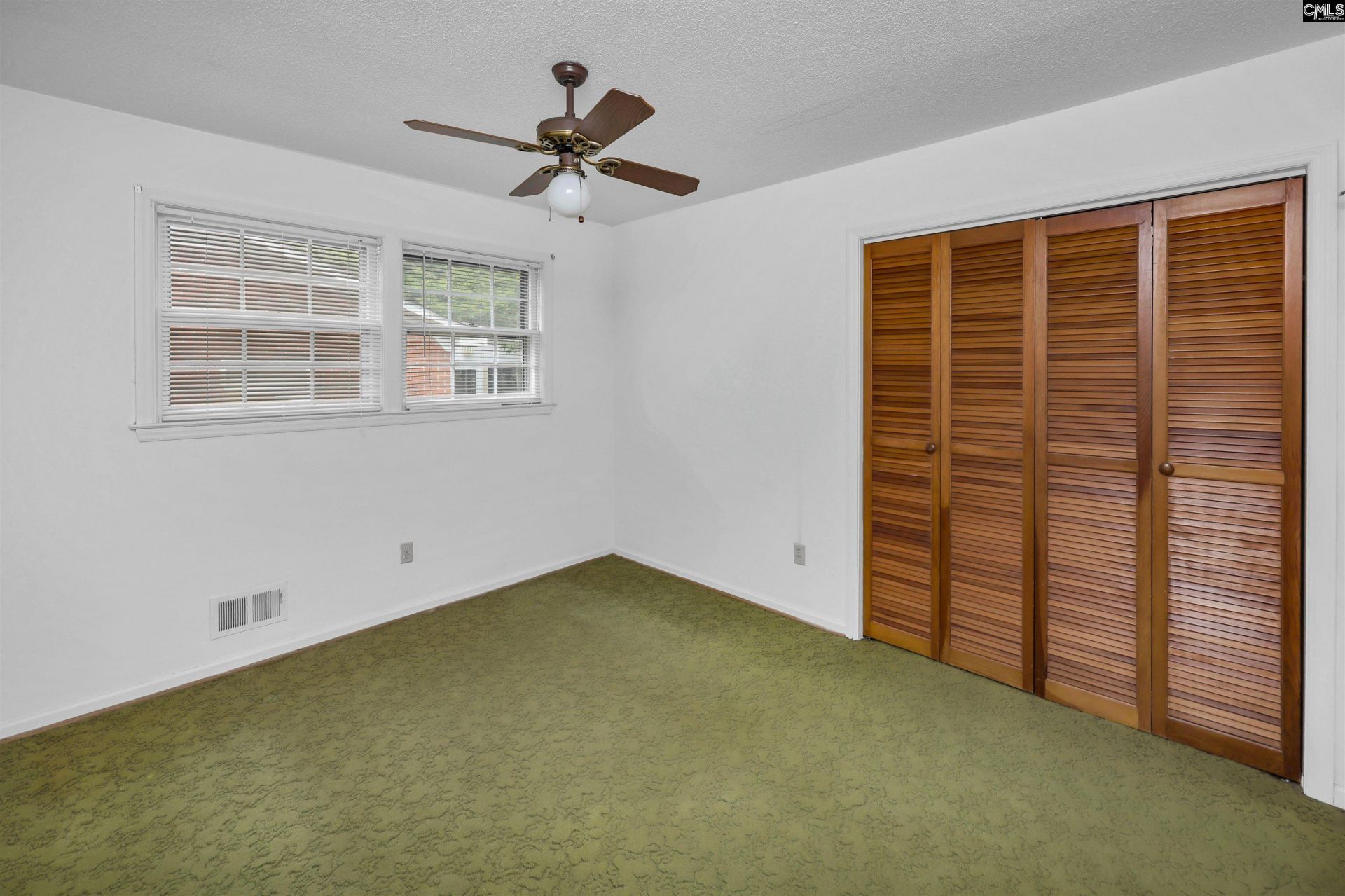 3208 Woodsen Circle  Photo 32