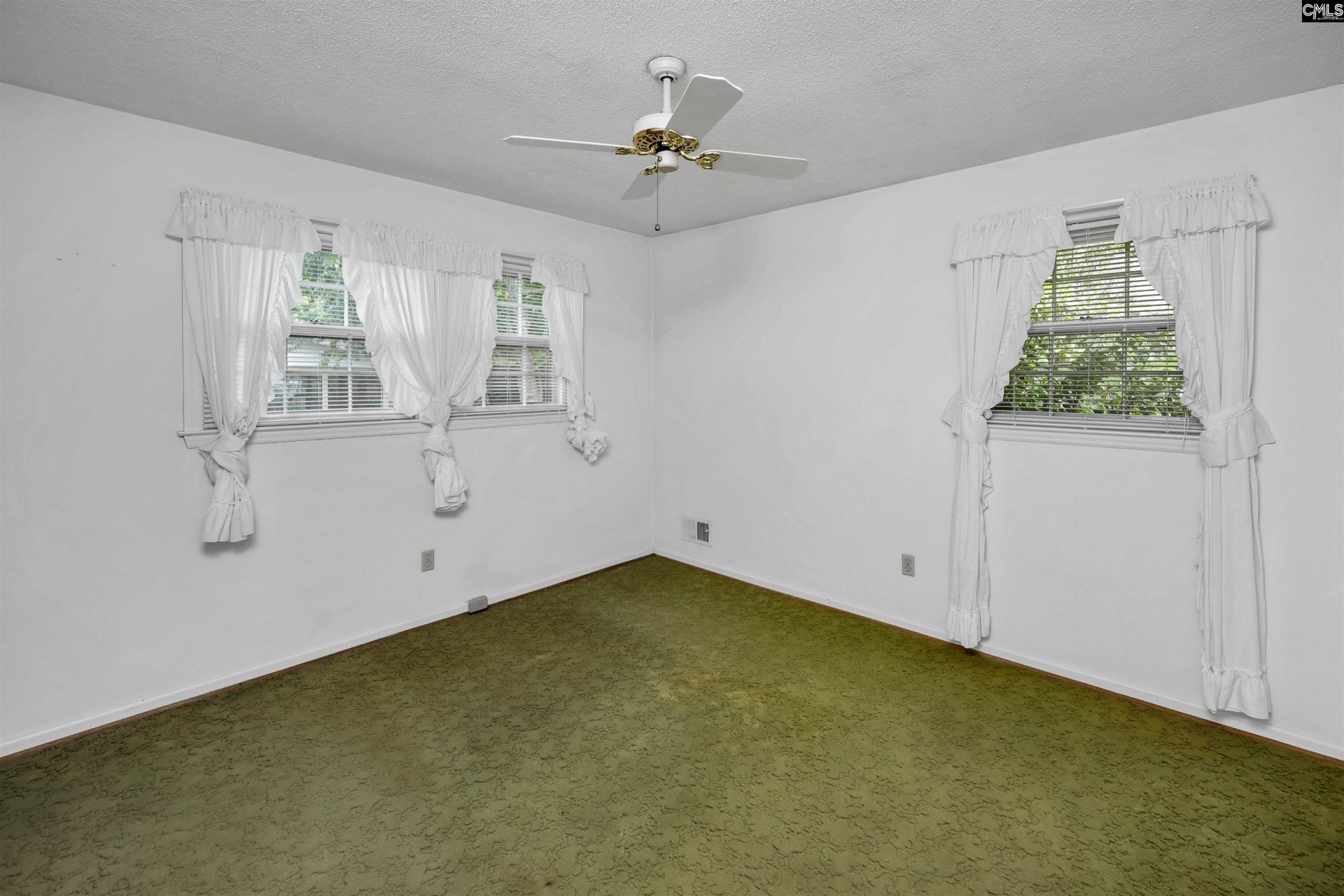 3208 Woodsen Circle  Photo 34