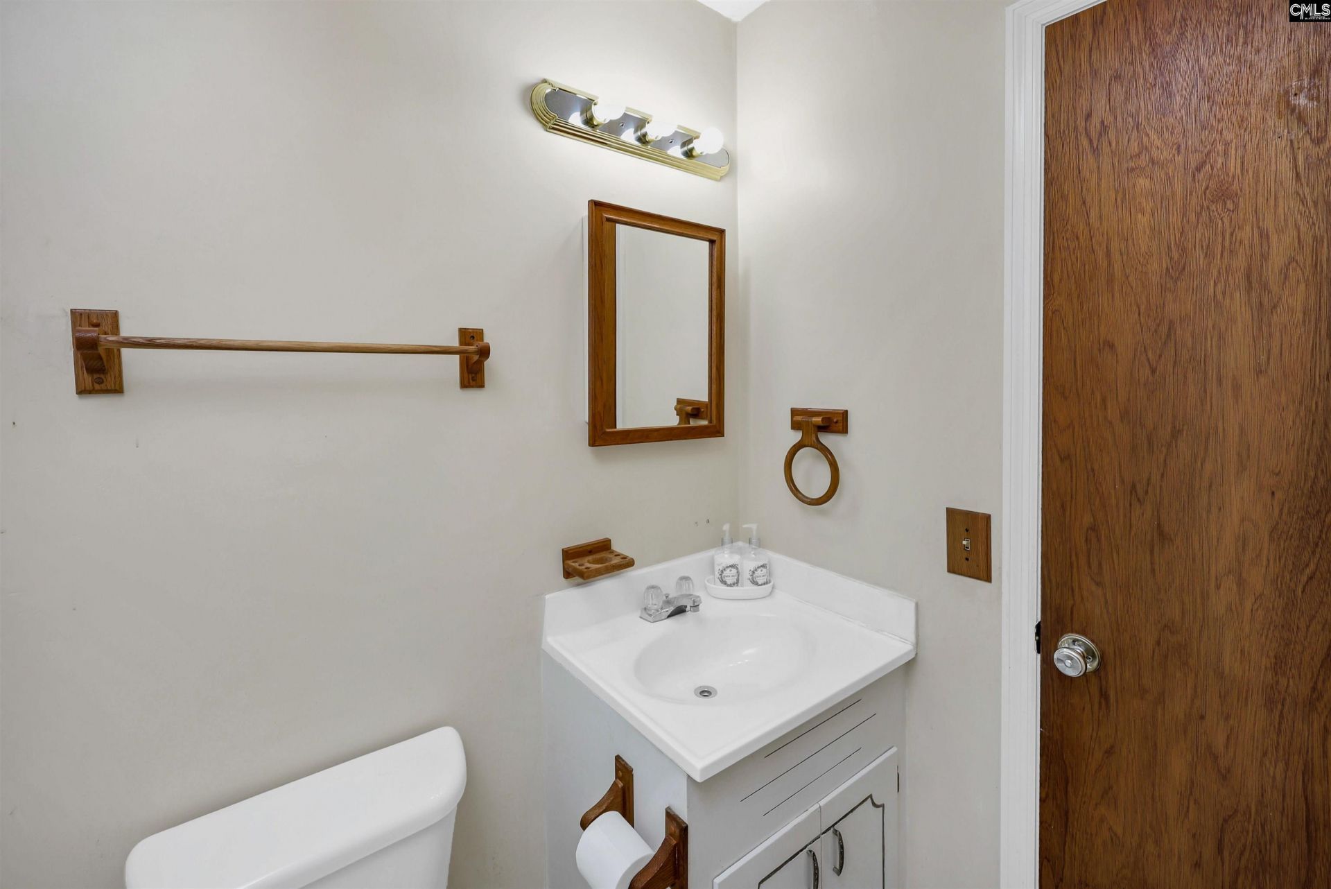 3208 Woodsen Circle  Photo 37