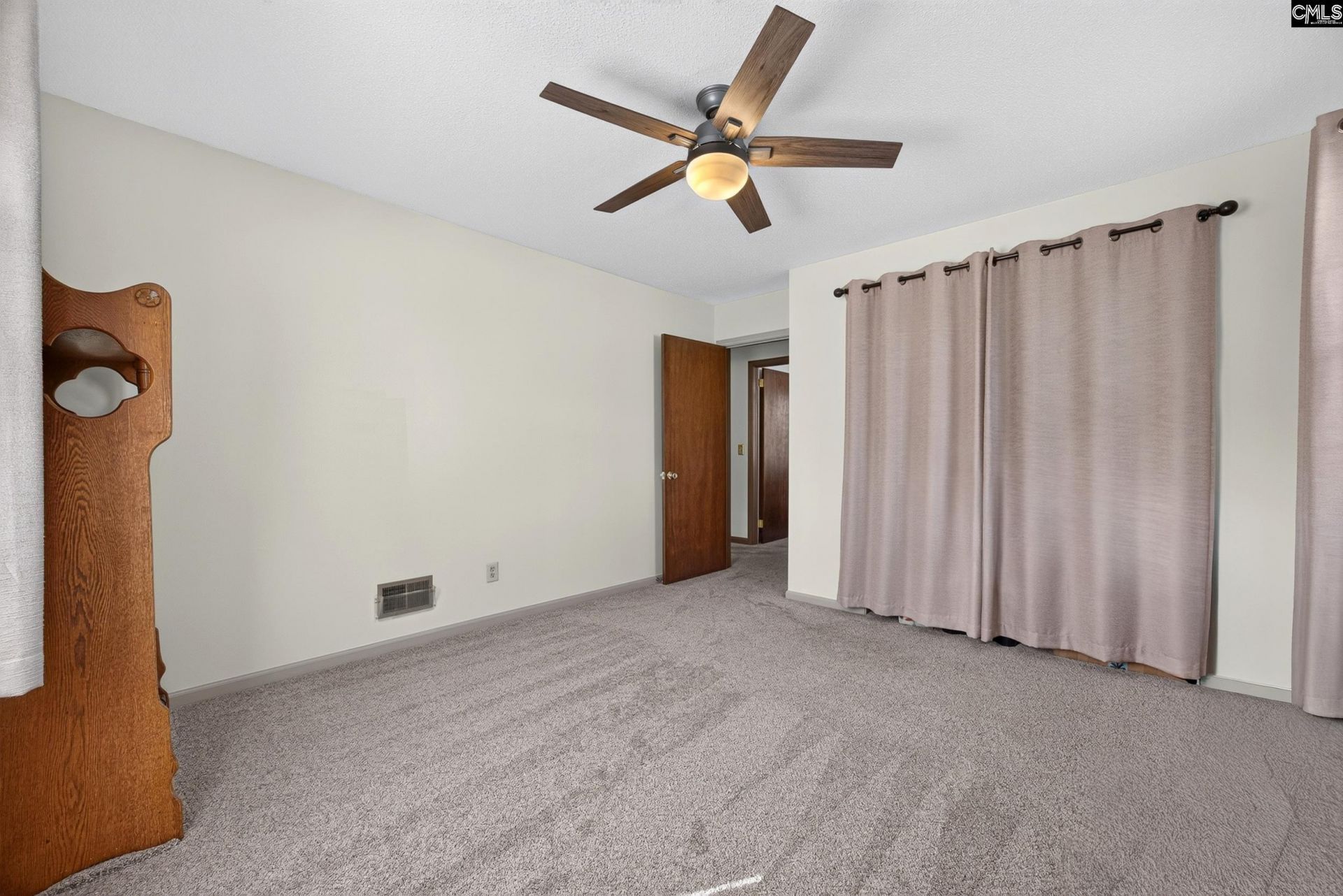 1332 Hummingbird Drive  Photo 17