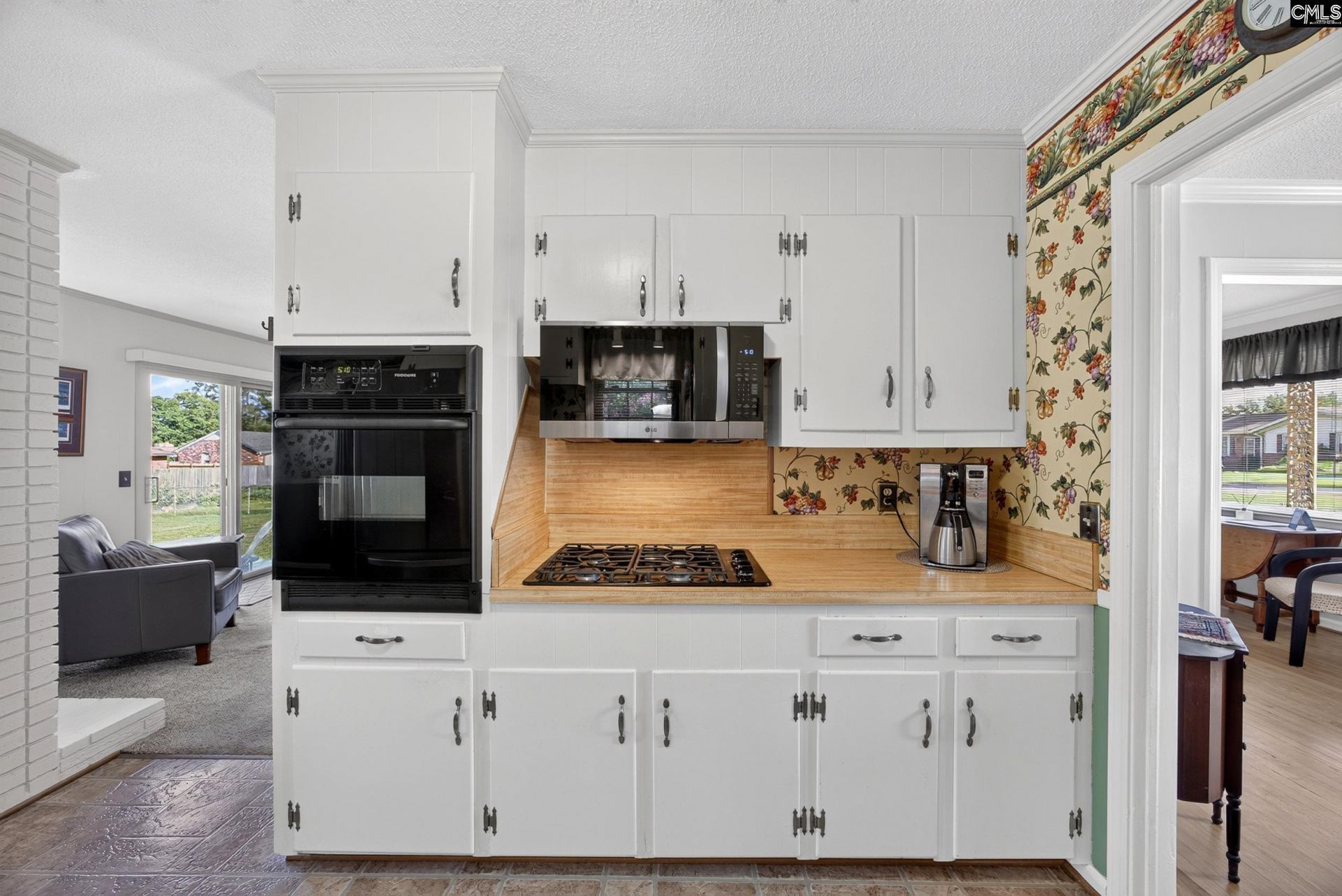 1332 Hummingbird Drive  Photo 8