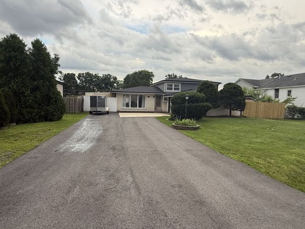 8817 W 84th Street , Justice, IL 60458
