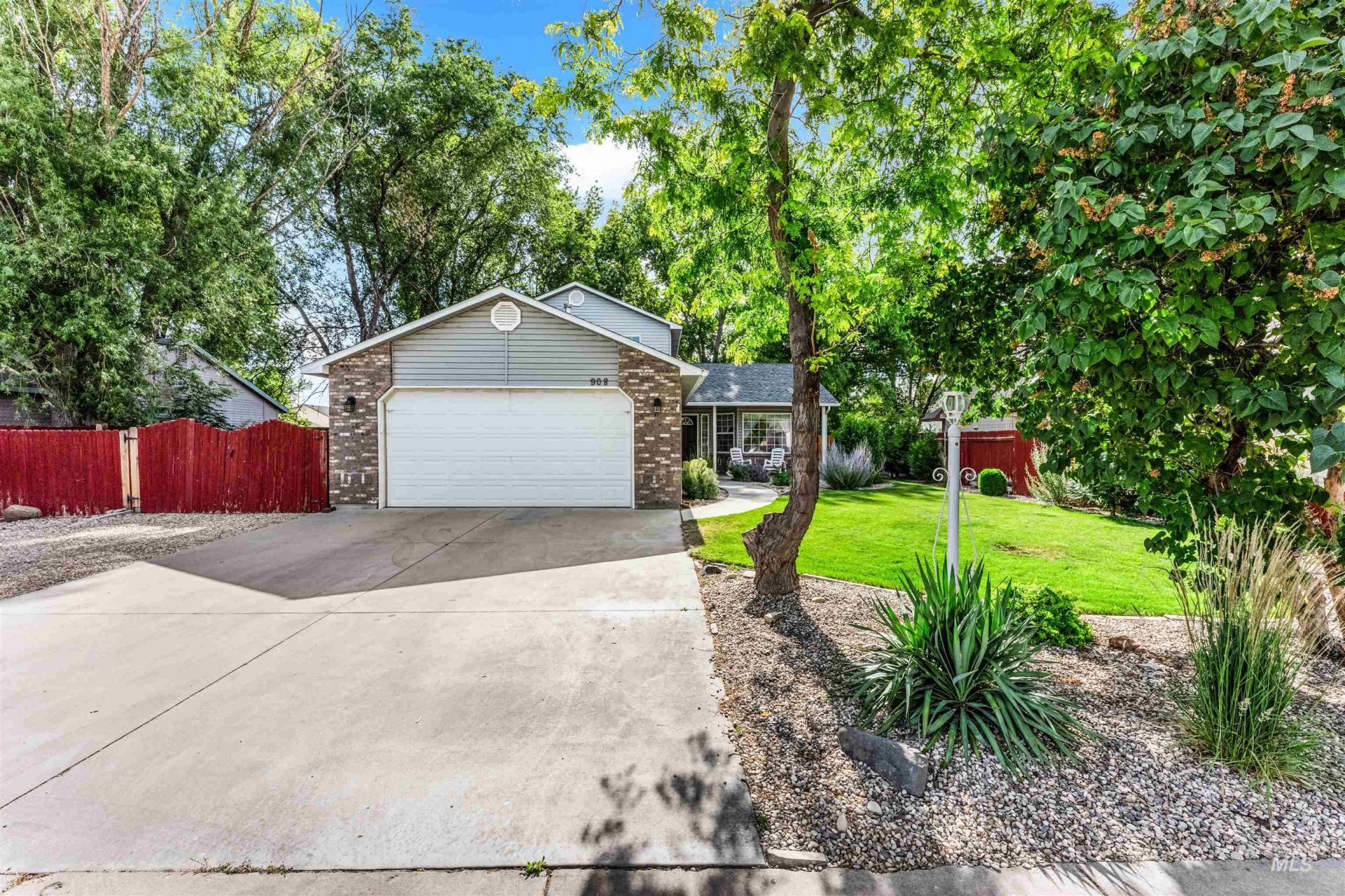 908 S 25th Street, Nampa, ID 83686 Main Photo