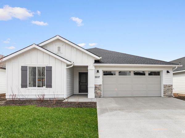 4576 S Amsterdam Ave, Nampa, ID 83686