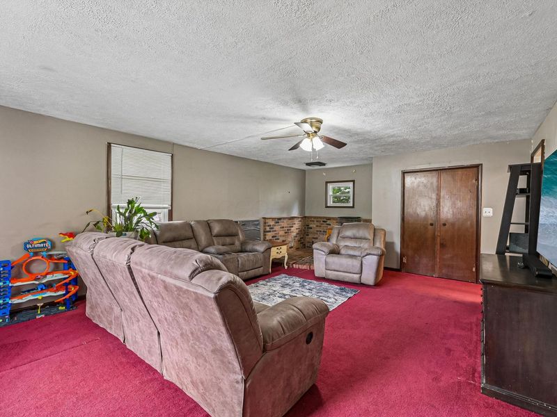 638 W Light Street, Urbana, OH 43078 Photo 11