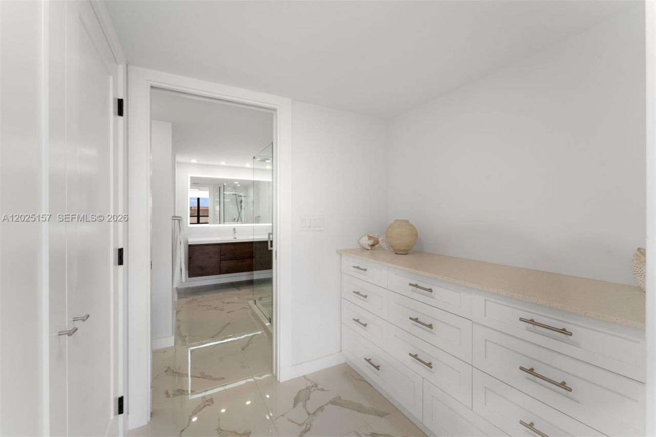 3 Grove Isle Dr, Unit C803, Miami, FL 33133 Photo