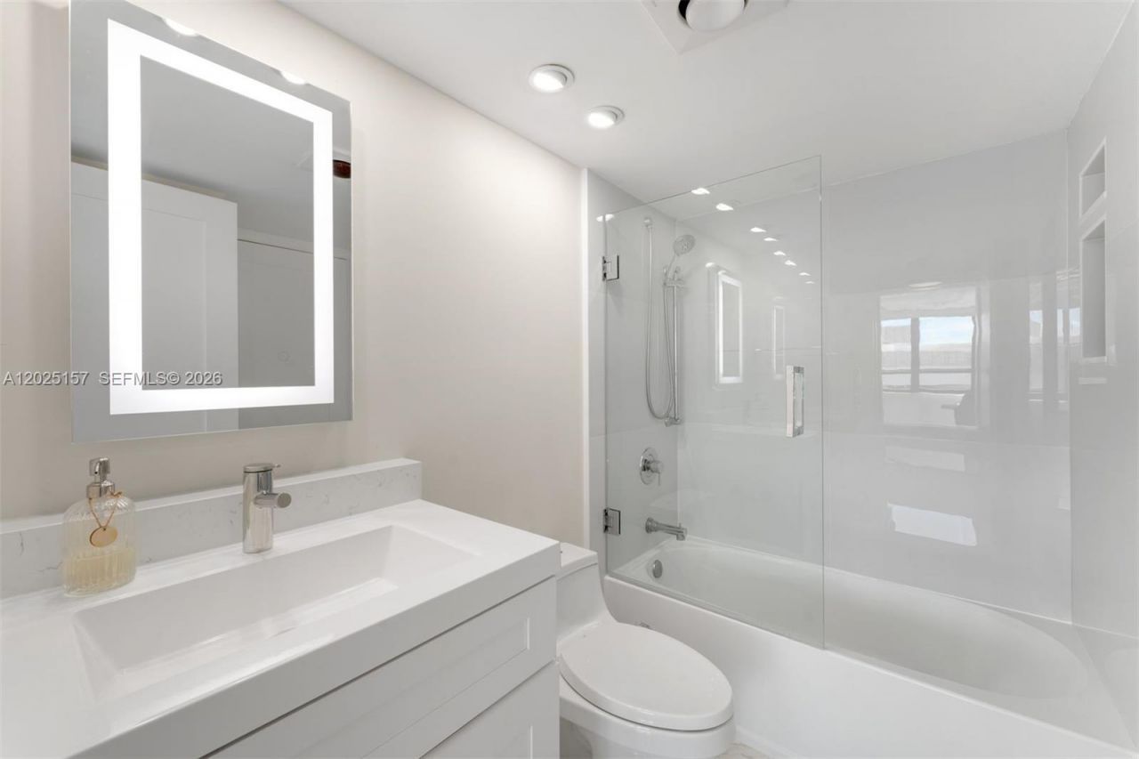 3 Grove Isle Dr, Unit C803, Miami, FL 33133 Photo