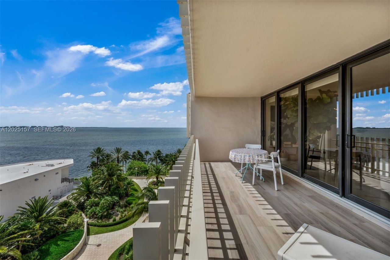 3 Grove Isle Dr, Unit C803, Miami, FL 33133 Photo