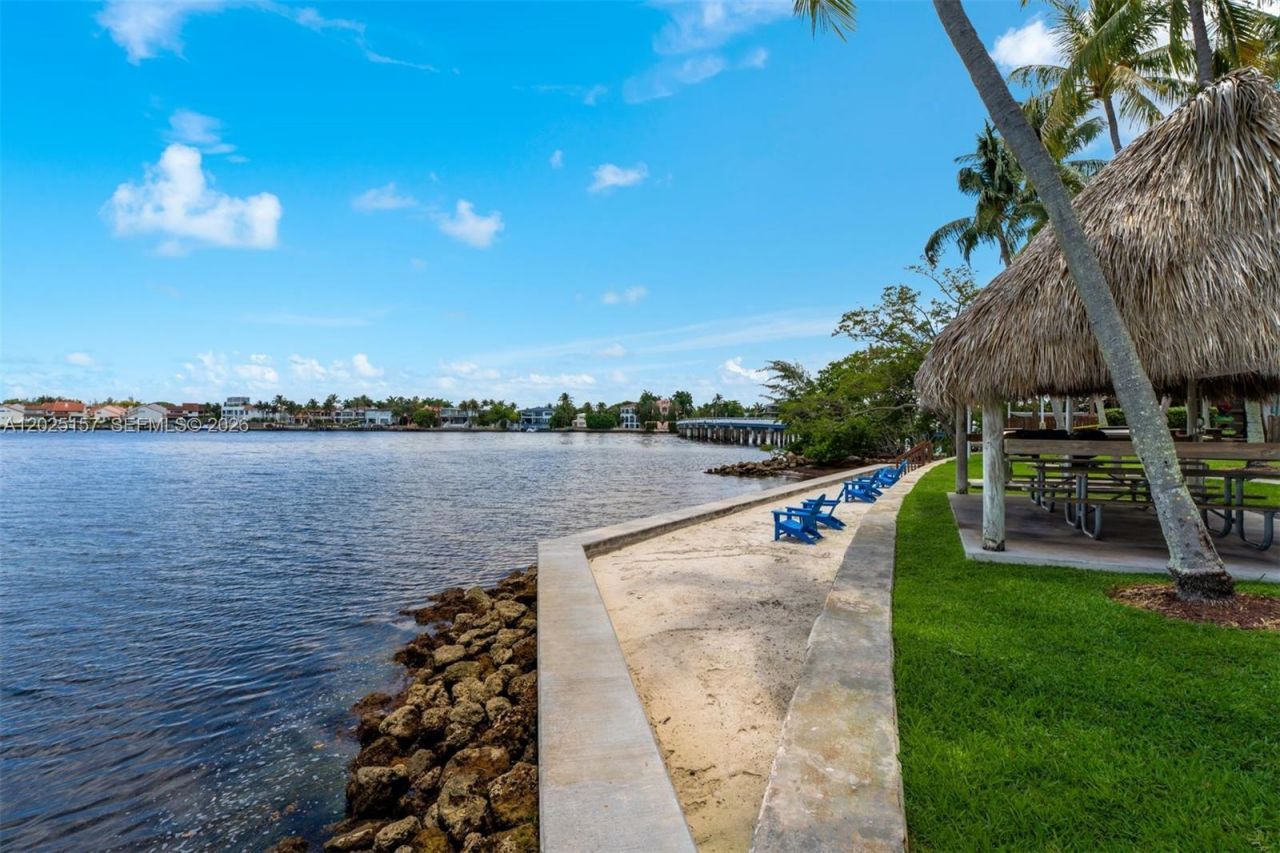 3 Grove Isle Dr, Unit C803, Miami, FL 33133 Photo