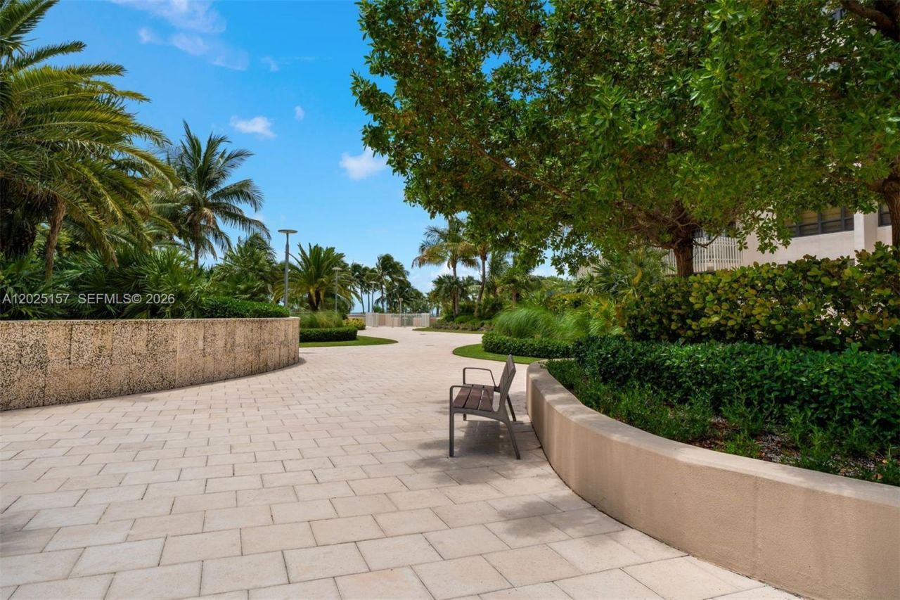 3 Grove Isle Dr, Unit C803, Miami, FL 33133 Photo