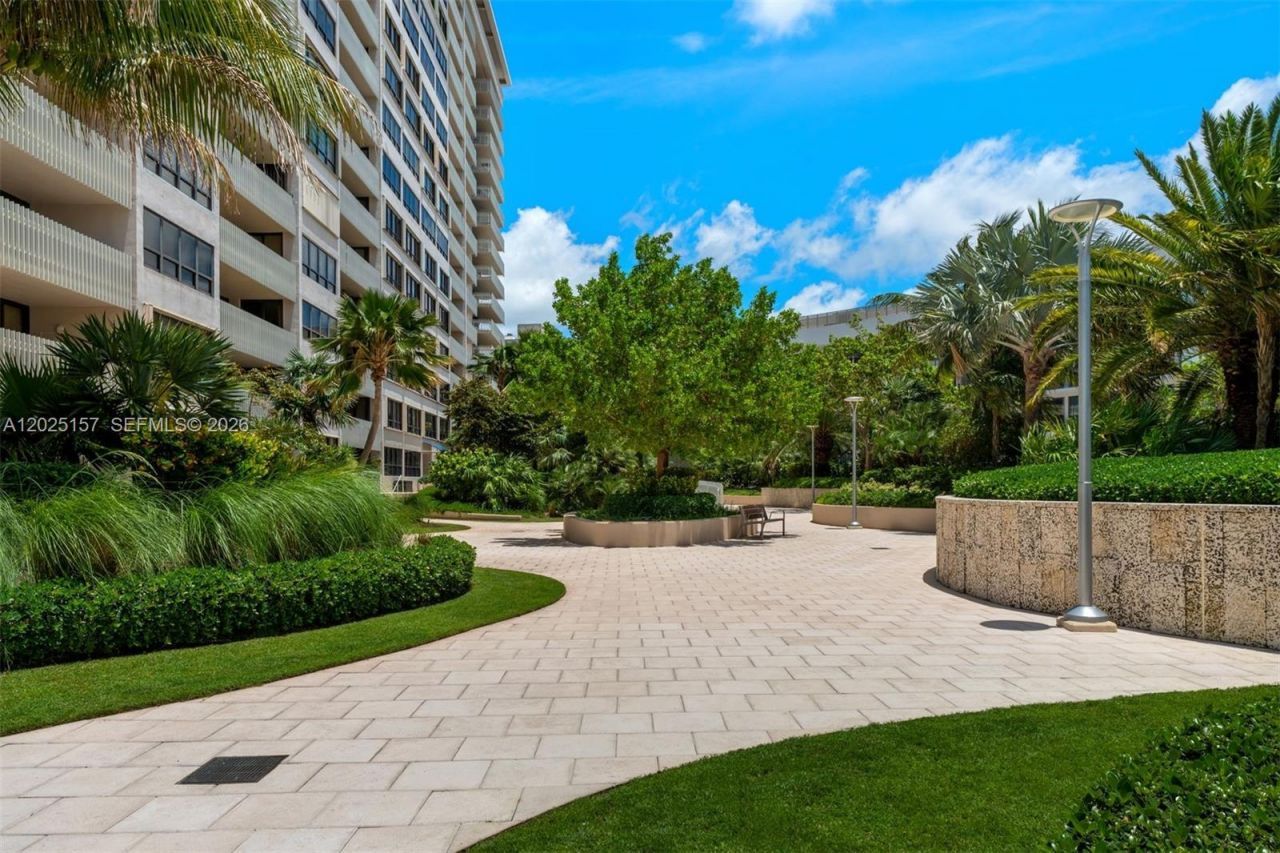 3 Grove Isle Dr, Unit C803, Miami, FL 33133 Photo